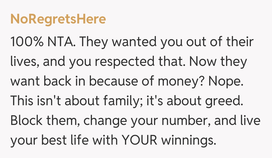 Comentariu de la NoRegretsHere