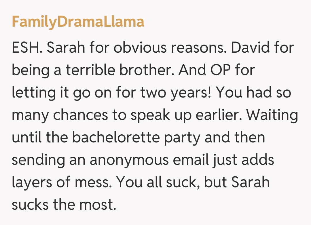 Comentariu de la FamilyDramaLlama