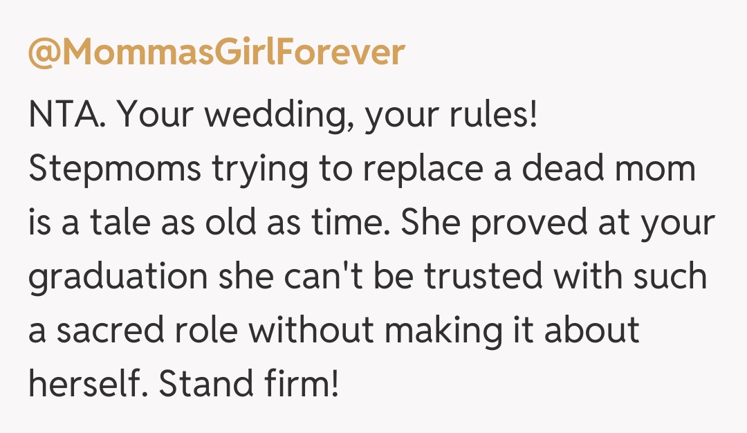 Comentariu de la @MommasGirlForever