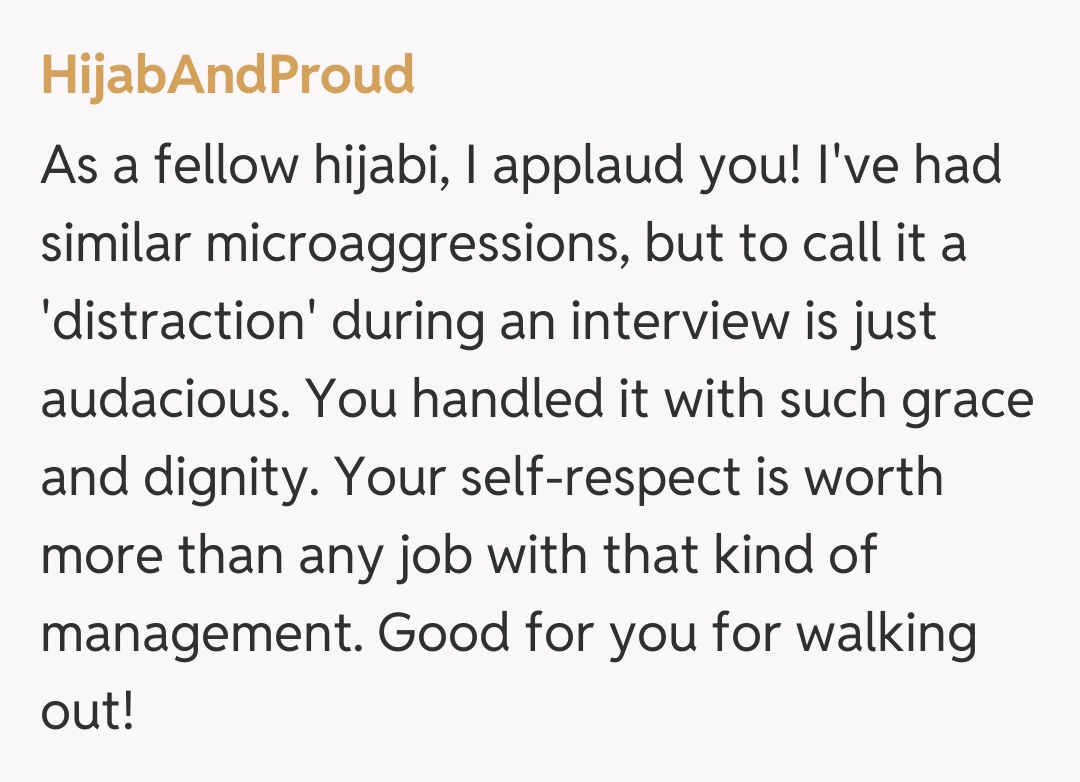 Comentariu de la HijabAndProud