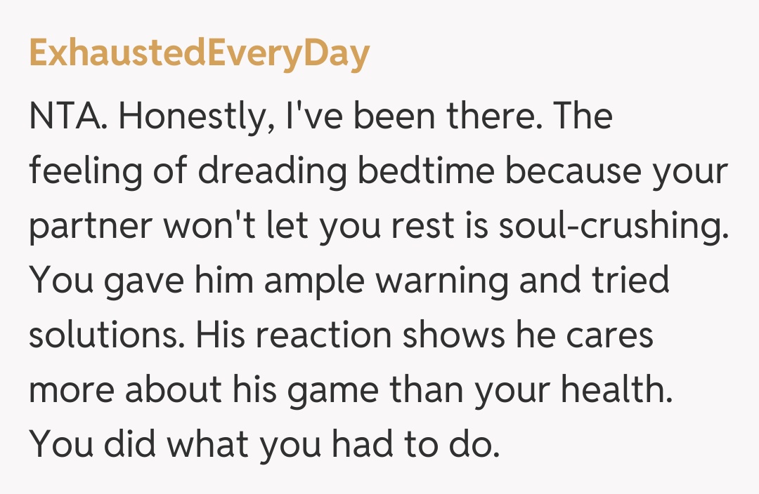 Comentariu de la ExhaustedEveryDay