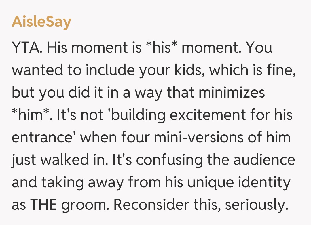 Comentariu de la AisleSay