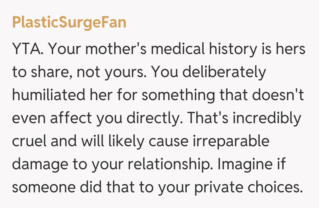 Comentariu de la PlasticSurgeFan