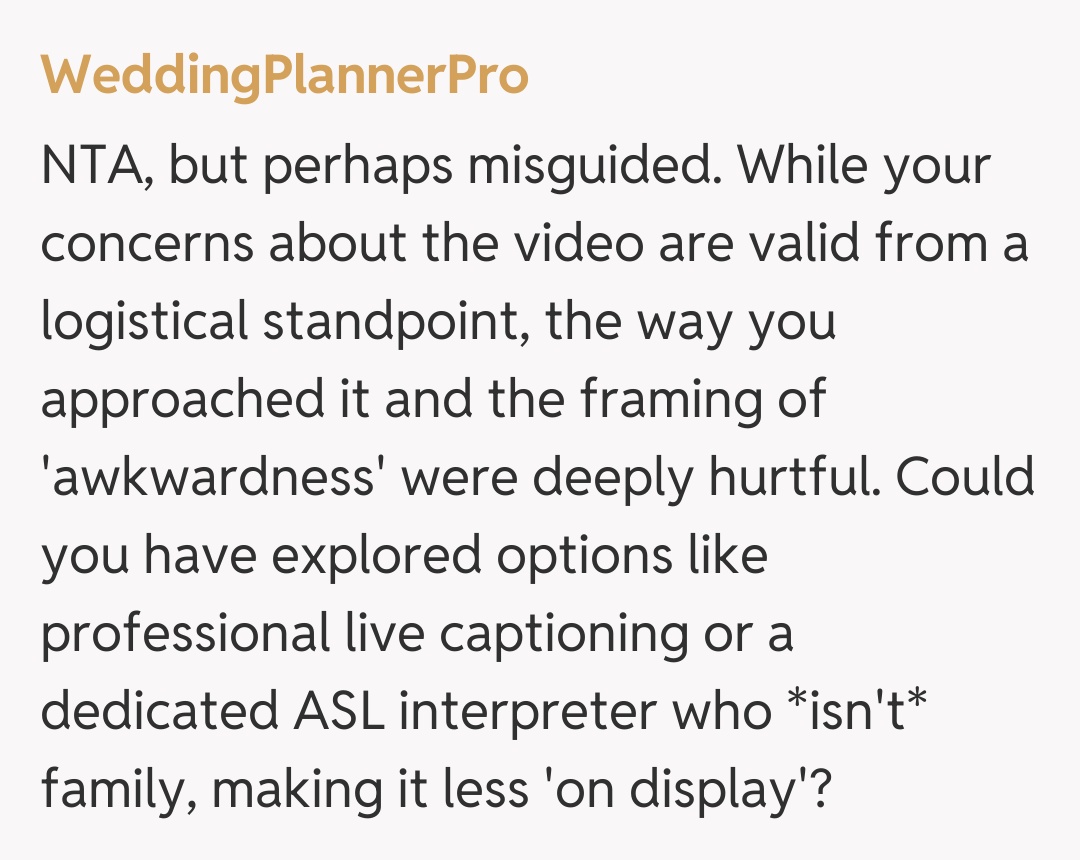 Comentariu de la WeddingPlannerPro