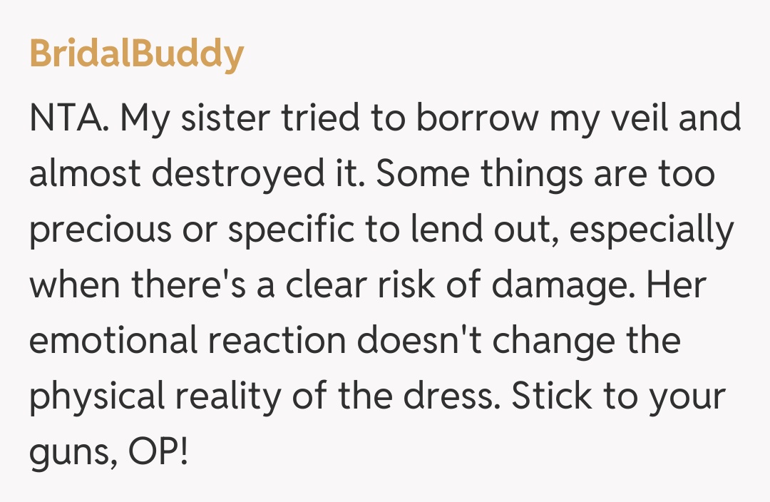 Comentariu de la BridalBuddy