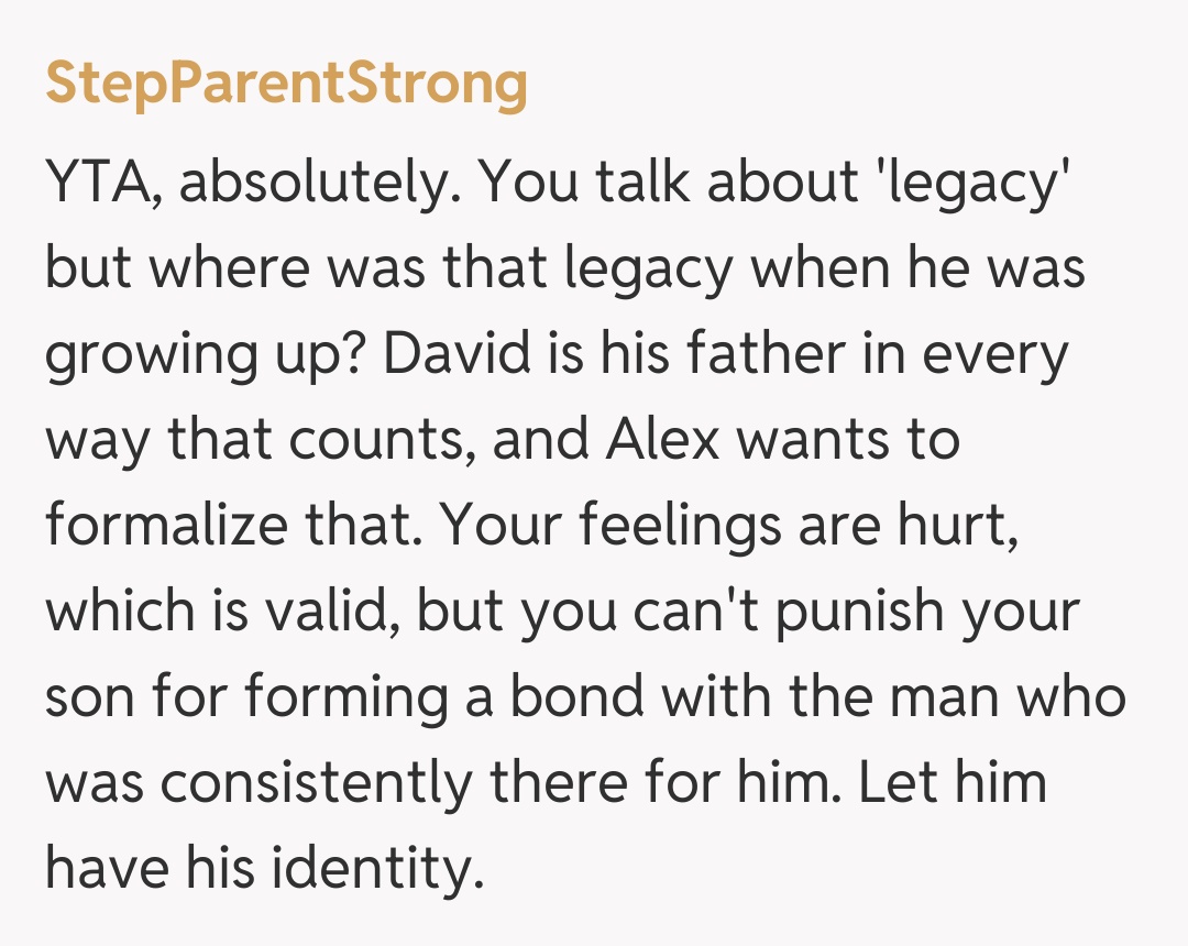 Comentariu de la StepParentStrong