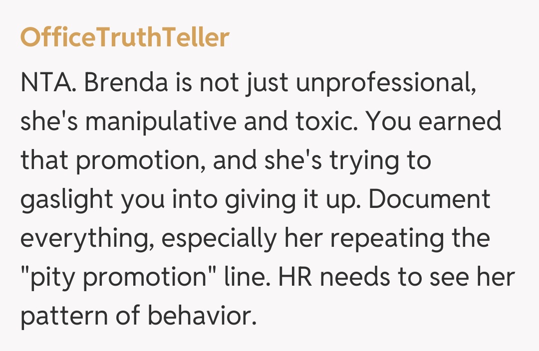 Comentariu de la OfficeTruthTeller