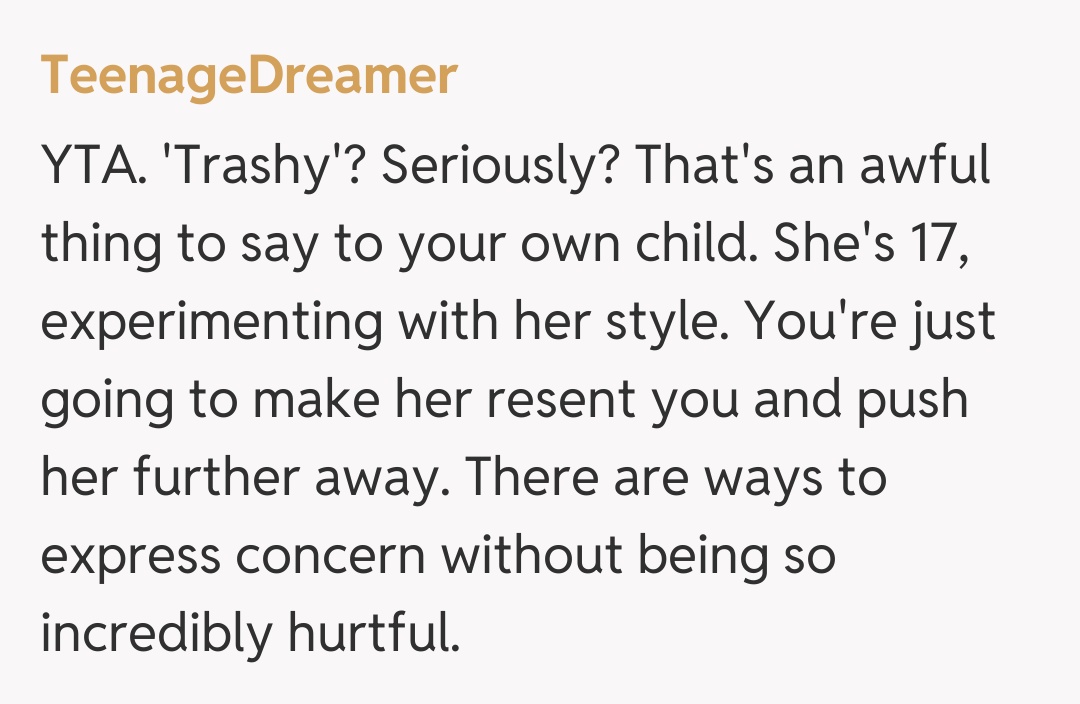 Comentariu de la TeenageDreamer