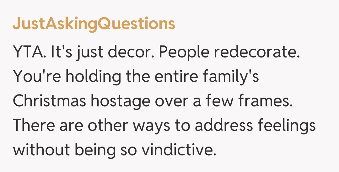 Comentariu de la JustAskingQuestions