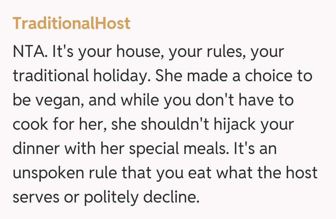 Comentariu de la TraditionalHost