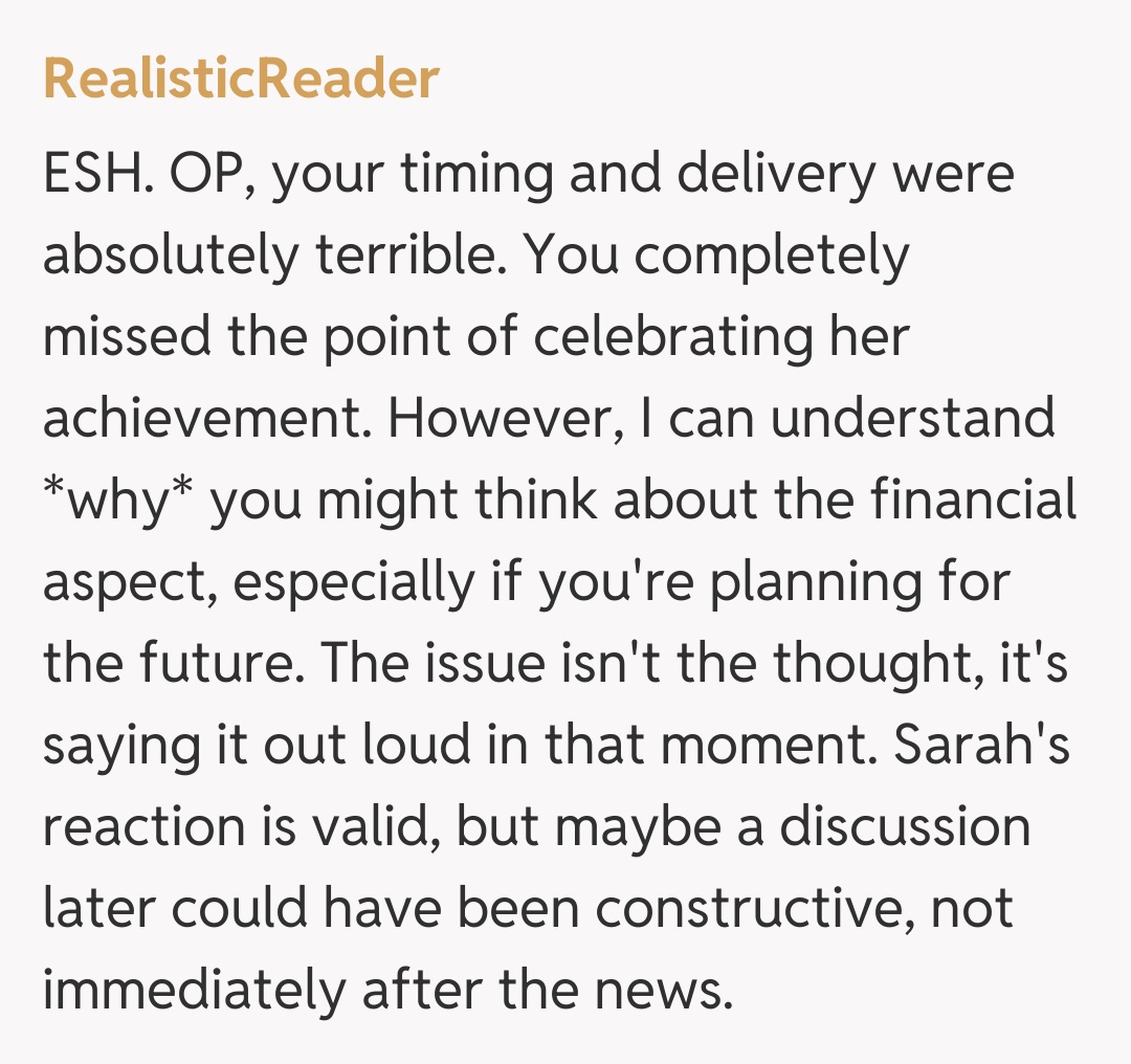 Comentariu de la RealisticReader