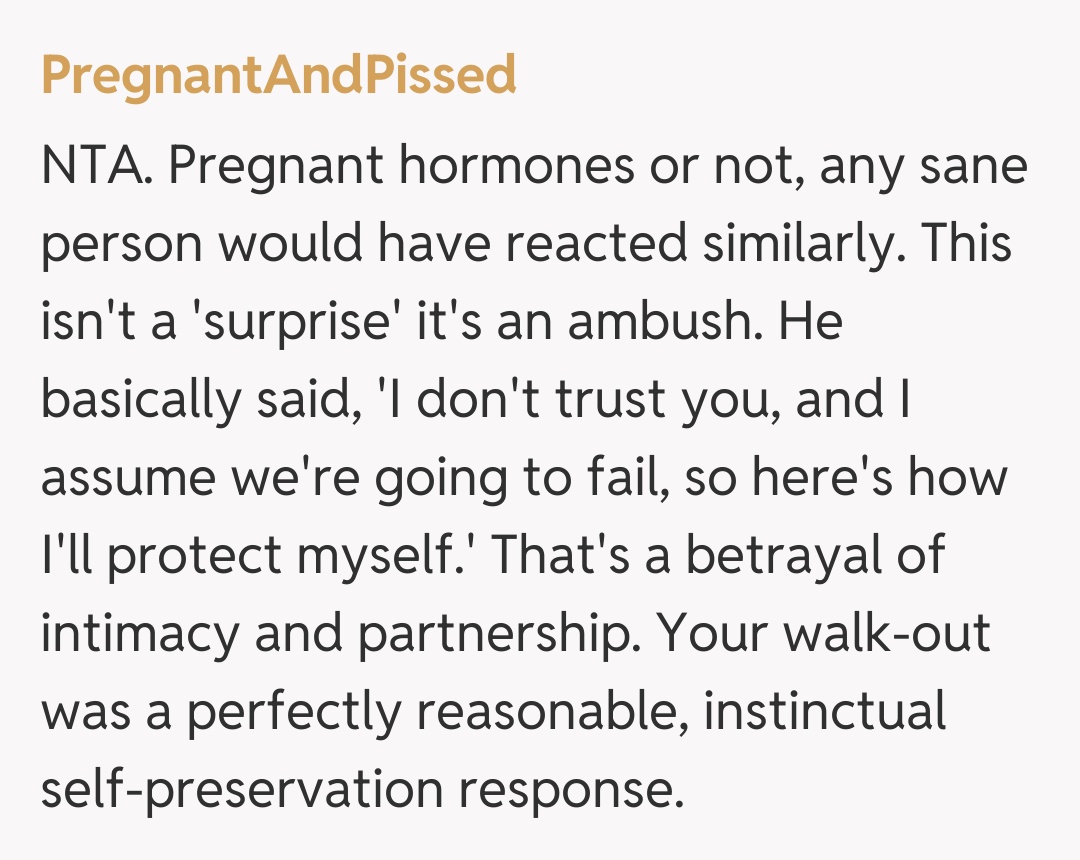 Comentariu de la PregnantAndPissed
