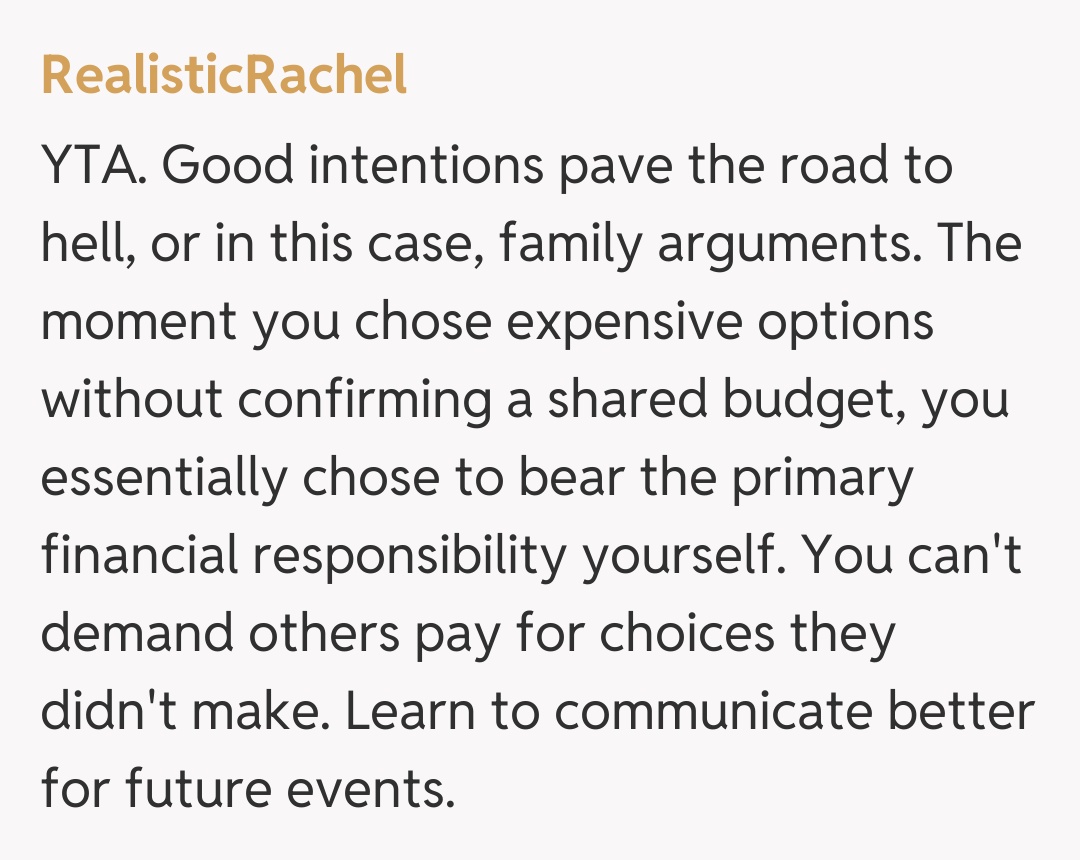 Comentariu de la RealisticRachel