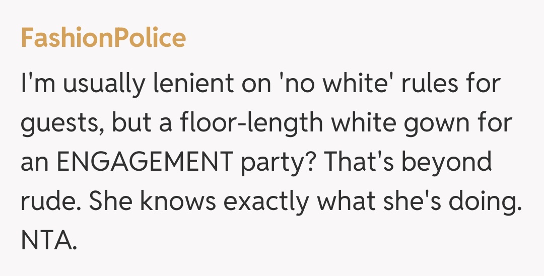 Comentariu de la FashionPolice