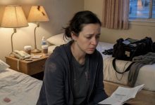 Photo of After Ten Years of Caring for Her Mother-in-Law, She Returned From the Funeral to a Shocking Will—But One Hidden Envelope Changed Everything