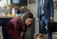 Photo of A Father Walked In on His Child in Tears and a Baby Crying Alone—The Truth Hidden Inside His Perfect Home Shattered His World