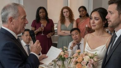 Photo of She Thought My Family Ruined Her Wedding’s Prestige, Until My Father Took the Microphone and Exposed What She Never Expected