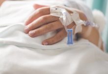 Photo of My Husband Tried to Stop My Mother’s Operation—Then Doctors Discovered the Capsule That Changed Everything