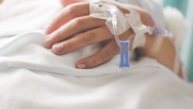 Photo of My Husband Tried to Stop My Mother’s Operation—Then Doctors Discovered the Capsule That Changed Everything