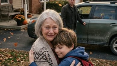 Photo of The Last Hug Between a Grandmother and Her Grandson Left Everyone Speechless