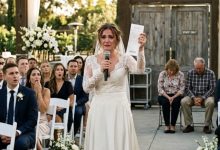 Photo of They Forced My Parents to Sit by the Kitchen at My Wedding—What I Revealed Next Left 200 Guests Speechless