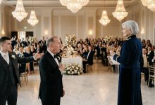 Photo of Her Family Cast Her Out for 21 Years—Then an Entire Ballroom Rose to Honor Her