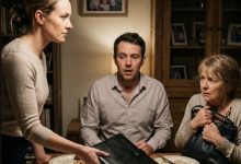 Photo of He Chose His Mother Over His Family—Until One Folder Destroyed Every Lie