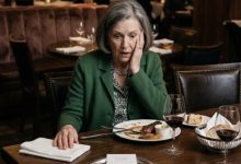 Photo of They Walked Out and Left Me to Pay Dinner—Hours Later I Discovered They Had Forged My Name for $475,000