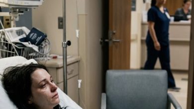 Photo of I Lay Alone in a Hospital Bed Wondering Why My Parents Never Showed Up