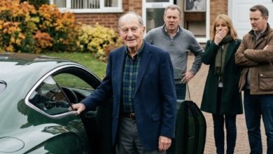 Photo of Two Weeks After My Wife’s Funeral, My Children Asked About My Will and My House—Then I Spent Their “Inheritance”