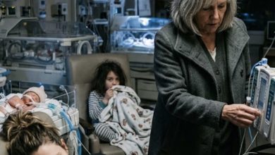 Photo of My Newborn Was on a Ventilator When My Mother Snuck Into the NICU — Then My 6-Year-Old Told Me What She Saw