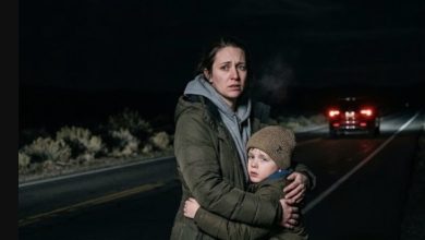Photo of Mom Smiled as They Left My Son and Me to Freeze in the Desert—They Had No Idea Everything Was Being Recorded