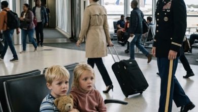 Photo of I Watched a Woman Abandon 5-Year-Old Twins at the Airport—She Never Saw the Army Colonel Standing Nearby
