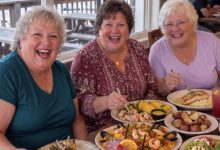Photo of My Future Mother-in-Law Ordered a $1,700 Dinner and Left My Mom With the Bill—So I Taught Her What “Family Tradition” Really Means