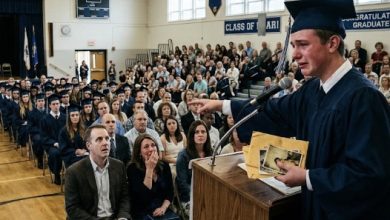 Photo of I Expected to Cry at My Son’s Graduation — Then He Exposed the Secret My Husband Had Hidden From Us for Years