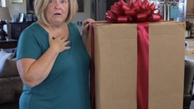 Photo of I Stopped Sending My Stepdaughter Birthday Gifts After 12 Years—Three Days Later, a Box Arrived That Changed Everything