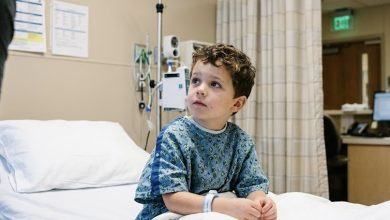 Photo of A Little Boy Was About to Go Into Surgery When He Said My Name—But I Had Never Seen Him Before