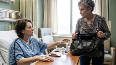 Photo of The Woman I Fired Was Sitting Beside My Hospital Bed