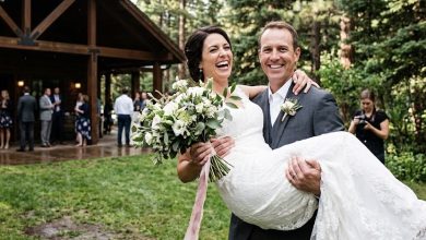 Photo of My Husband Whispered Something During Our Wedding Photos That Made Me Ask Him to Put Me Down